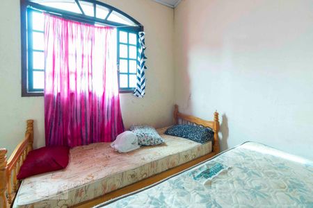 Casa à venda com 300m², 4 quartos e 2 vagas Casa à venda com 300m², 4 quartos e 2 vagasquarto 2 Parte Superior