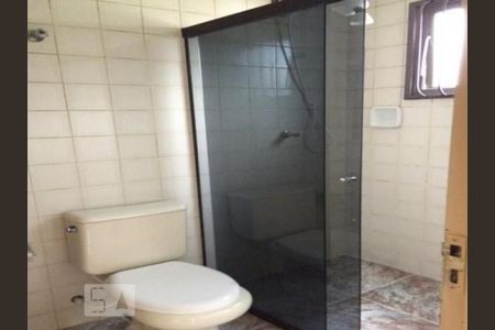 Banheiro de apartamento à venda com 2 quartos, 68m² em Vila Polopoli, São Paulo