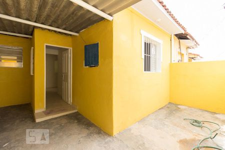 Fachada/Garagem  de casa para alugar com 1 quarto, 60m² em Parque Peruche, São Paulo