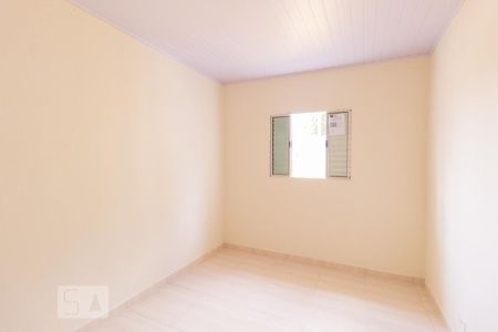 Quarto de casa para alugar com 1 quarto, 60m² em Parque Peruche, São Paulo