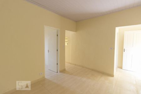 Sala de casa para alugar com 1 quarto, 60m² em Parque Peruche, São Paulo