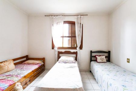 Casa à venda com 420m², 4 quartos e 2 vagasQuarto 