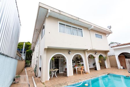 Casa à venda com 420m², 4 quartos e 2 vagasÁrea Externa