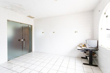 Casa à venda com 420m², 4 quartos e 2 vagasQuarto 