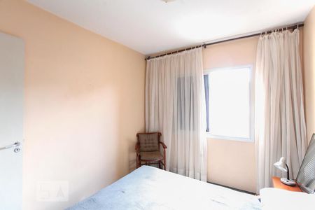 Quarto 2 de apartamento para alugar com 2 quartos, 97m² em Vila Guarani (z Sul), São Paulo