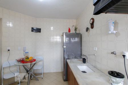 Apartamento para alugar com 97m², 2 quartos e sem vagaCozinha