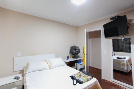 Apartamento à venda com 102m², 4 quartos e 3 vagasSuíte 2