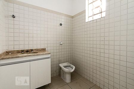 Banheiro de casa à venda com 6 quartos, 210m² em Chácara Tatuapé, São Paulo
