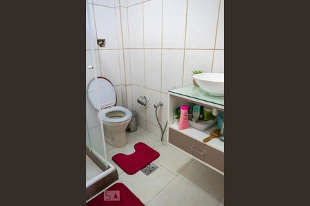 Casa de condomínio para alugar com 90m², 2 quartos e sem vaga Casa de condomínio para alugar com 90m², 2 quartos e sem vagaBanheiro