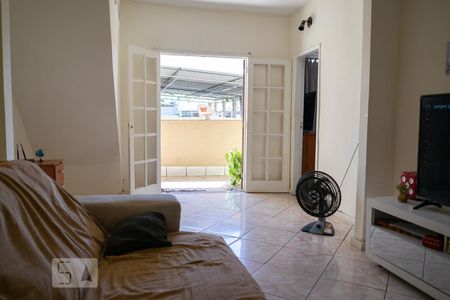 Casa de condomínio para alugar com 90m², 2 quartos e sem vaga Casa de condomínio para alugar com 90m², 2 quartos e sem vagaSala
