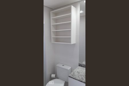 Banheiro de apartamento para alugar com 1 quarto, 38m² em Ipiranga, São Paulo