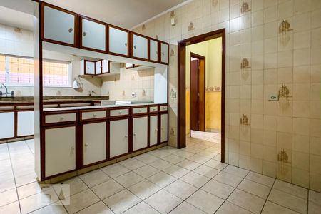 Casa à venda com 160m², 3 quartos e 2 vagas Casa à venda com 160m², 3 quartos e 2 vagasCopa