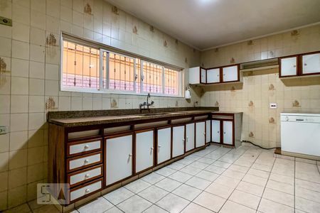 Casa à venda com 160m², 3 quartos e 2 vagas Casa à venda com 160m², 3 quartos e 2 vagasCozinha