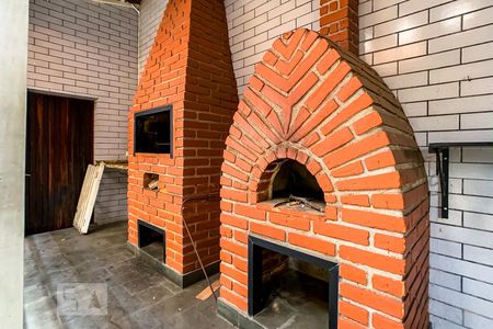 Casa à venda com 160m², 3 quartos e 2 vagas Casa à venda com 160m², 3 quartos e 2 vagasChurrasqueira