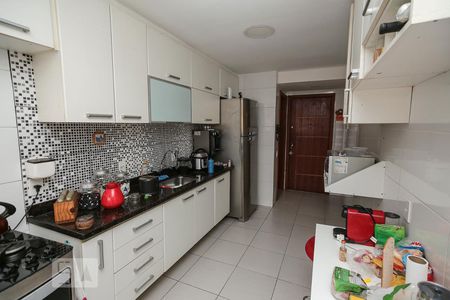 Apartamento à venda com 90m², 3 quartos e 1 vagaCozinha