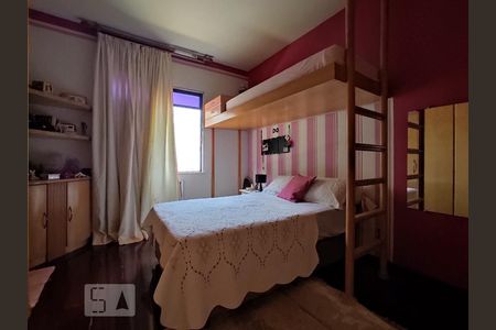 Apartamento à venda com 350m², 4 quartos e 4 vagasQuarto 3 Suite