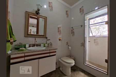 Apartamento à venda com 350m², 4 quartos e 4 vagasBanheiro do Quarto 2 Suite