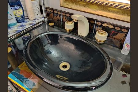 Apartamento à venda com 350m², 4 quartos e 4 vagasBanheiro do Quarto 1 Suite Master