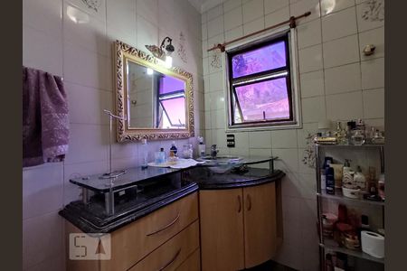 Apartamento à venda com 350m², 4 quartos e 4 vagasBanheiro do Quarto 3 Suite