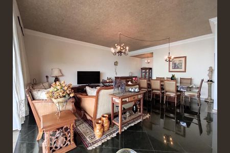 Apartamento à venda com 350m², 4 quartos e 4 vagasSala Principal de Visitas