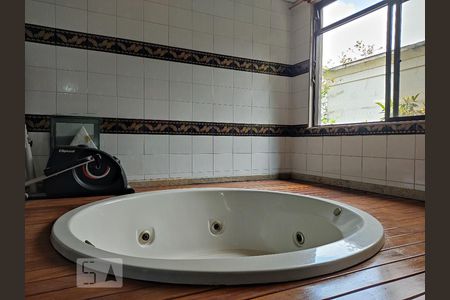 Apartamento à venda com 350m², 4 quartos e 4 vagasBanheiro do Quarto 1 Suite Master