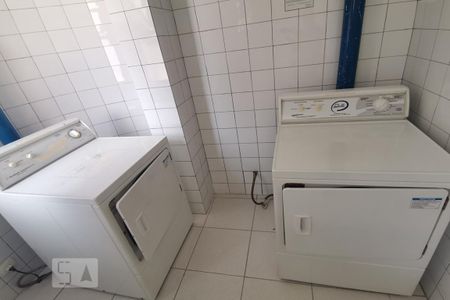 Studio à venda com 35m², 1 quarto e 1 vaga Studio à venda com 35m², 1 quarto e 1 vagaLavanderia
