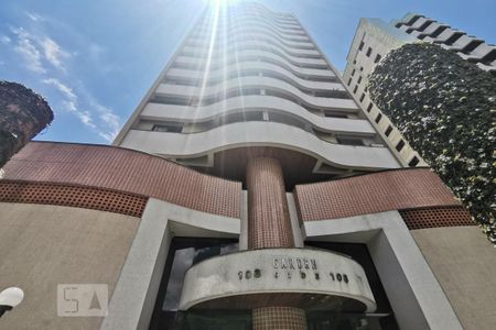 Studio à venda com 35m², 1 quarto e 1 vaga Studio à venda com 35m², 1 quarto e 1 vagaFachada do bloco