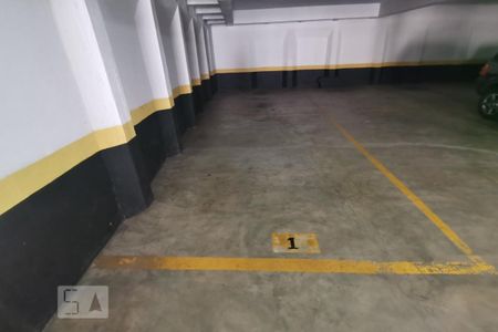 Studio à venda com 35m², 1 quarto e 1 vaga Studio à venda com 35m², 1 quarto e 1 vagaGaragem
