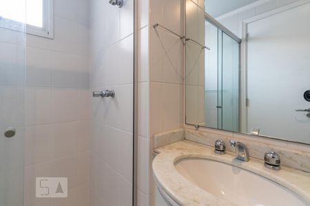 Banheiro de apartamento à venda com 1 quarto, 38m² em Vila Olímpia, São Paulo