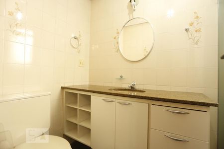 Banheiro de apartamento à venda com 1 quarto, 60m² em Santa Cecília, São Paulo