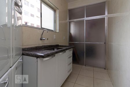 Cozinha de apartamento para alugar com 1 quarto, 48m² em Paraíso, São Paulo