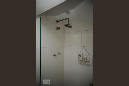 Banheiro de casa de condomínio para alugar com 3 quartos, 160m² em Lins de Vasconcelos, Rio de Janeiro