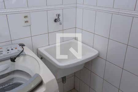 Apartamento para alugar com 84m², 3 quartos e 1 vagaÁrea de Serviço