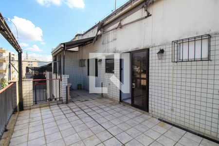 Apartamento para alugar com 190m², 5 quartos e 2 vagas Apartamento para alugar com 190m², 5 quartos e 2 vagasTerraço