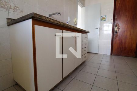 Apartamento para alugar com 190m², 5 quartos e 2 vagas Apartamento para alugar com 190m², 5 quartos e 2 vagasCozinha