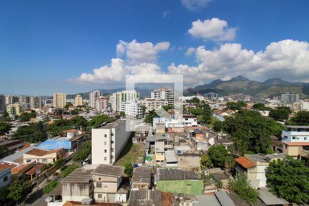 Apartamento para alugar com 190m², 5 quartos e 2 vagas Apartamento para alugar com 190m², 5 quartos e 2 vagasTerraço