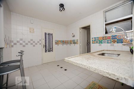 Cozinha de apartamento para alugar com 2 quartos, 90m² em Ingá, Niterói