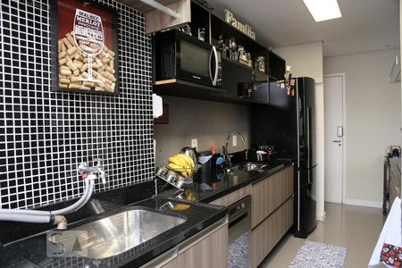 Apartamento para alugar com 68m², 2 quartos e 1 vagaCozinha e Área de Serviço