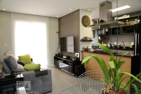 Sala de apartamento para alugar com 2 quartos, 68m² em Jardim Bom Tempo, Taboão da Serra
