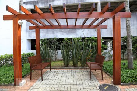 Apartamento para alugar com 68m², 2 quartos e 1 vagaÁrea comum