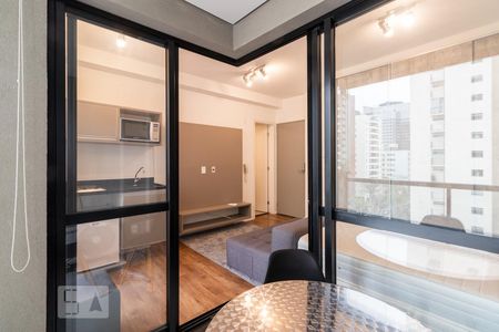 Varanda de kitnet/studio à venda com 1 quarto, 25m² em Vila Olímpia, São Paulo