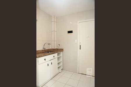 Apartamento à venda com 65m², 2 quartos e sem vagaCozinha