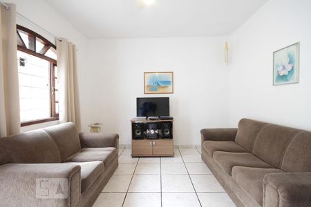 Sala de casa à venda com 3 quartos, 250m² em Jardim Maria Estela, São Paulo