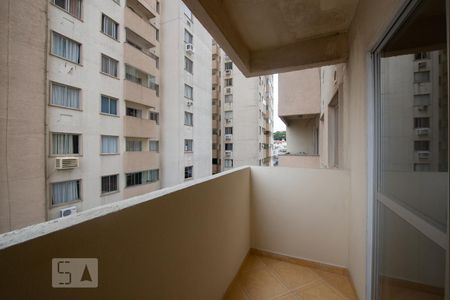 Varanda de apartamento para alugar com 2 quartos, 57m² em Areias, São José