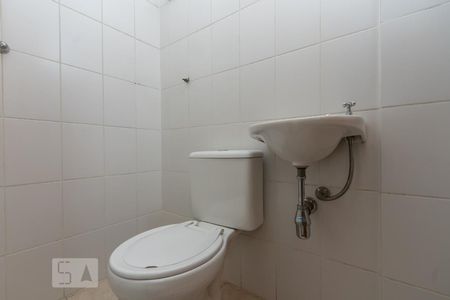 Apartamento para alugar com 86m², 3 quartos e 2 vagasBanheiro de Serviço