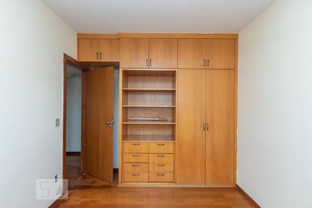 Quarto 1 de apartamento para alugar com 3 quartos, 86m² em Calafate, Belo Horizonte