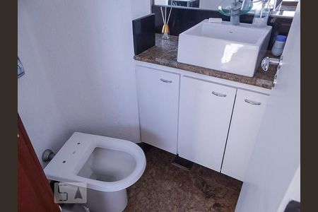 Apartamento à venda com 180m², 4 quartos e 2 vagasBanheiro 3