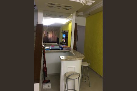 Casa à venda com 150m², 3 quartos e 2 vagasSala