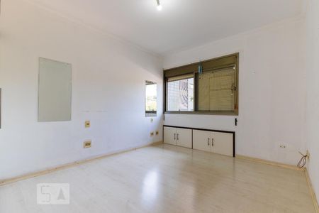 Apartamento à venda com 212m², 3 quartos e 3 vagasQuarto da suíte 1