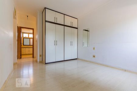 Apartamento à venda com 212m², 3 quartos e 3 vagasQuarto da suíte 1